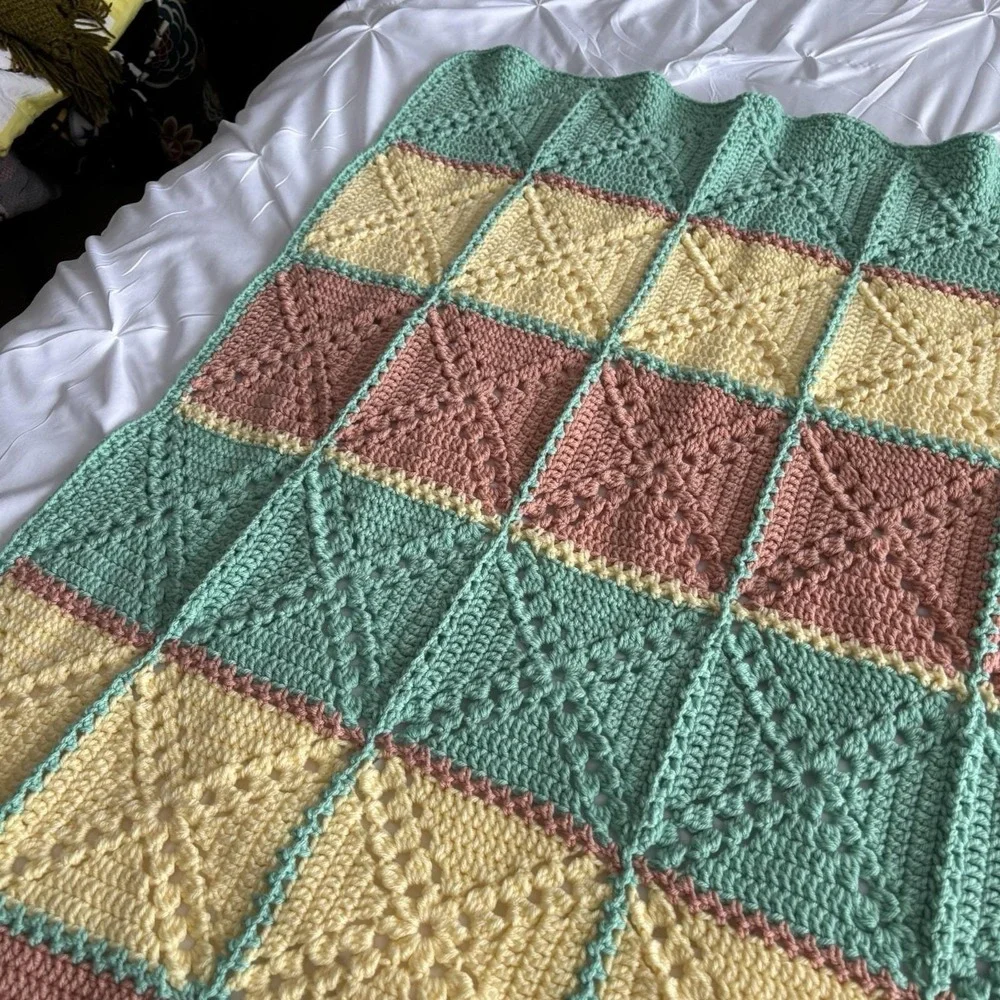 Vintage Afghan Blanket Knit Handmade Crochet Baby Throw Mint Salmon Yellow 34x40